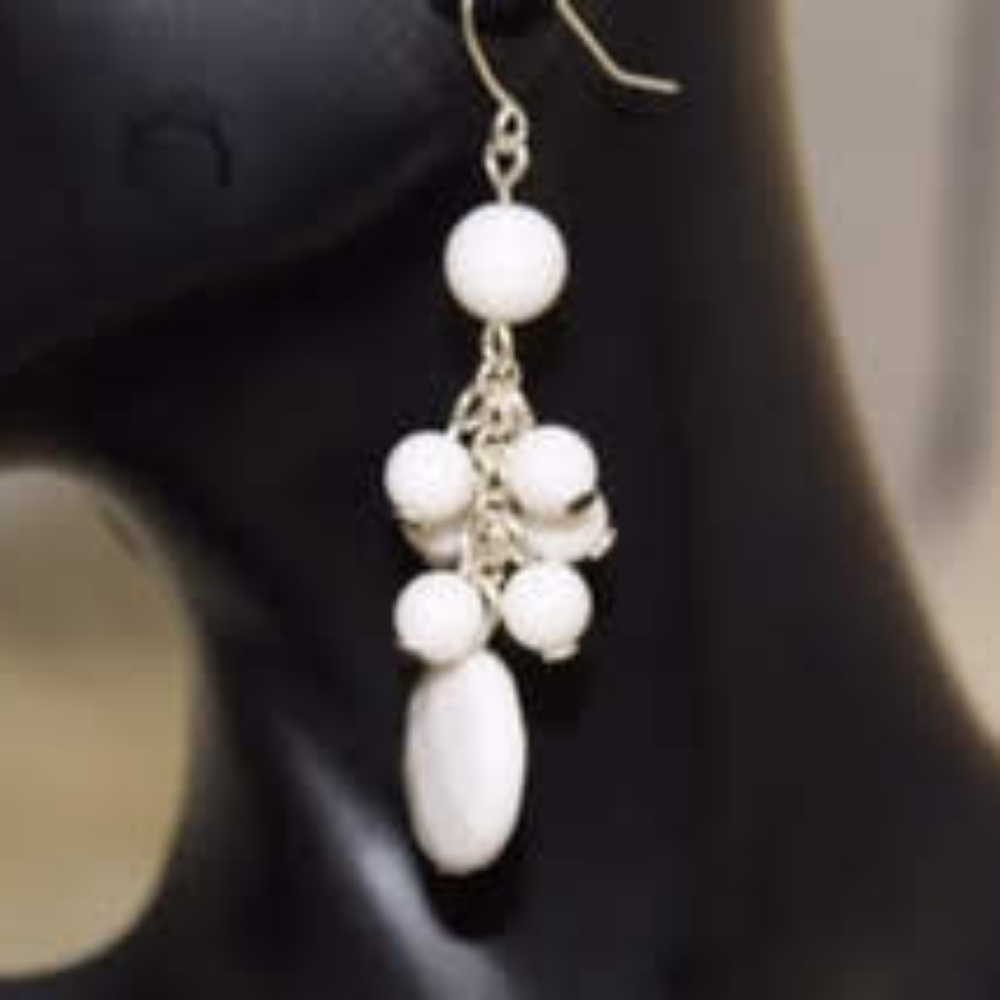 Dangle Bead Earrings -WHITE